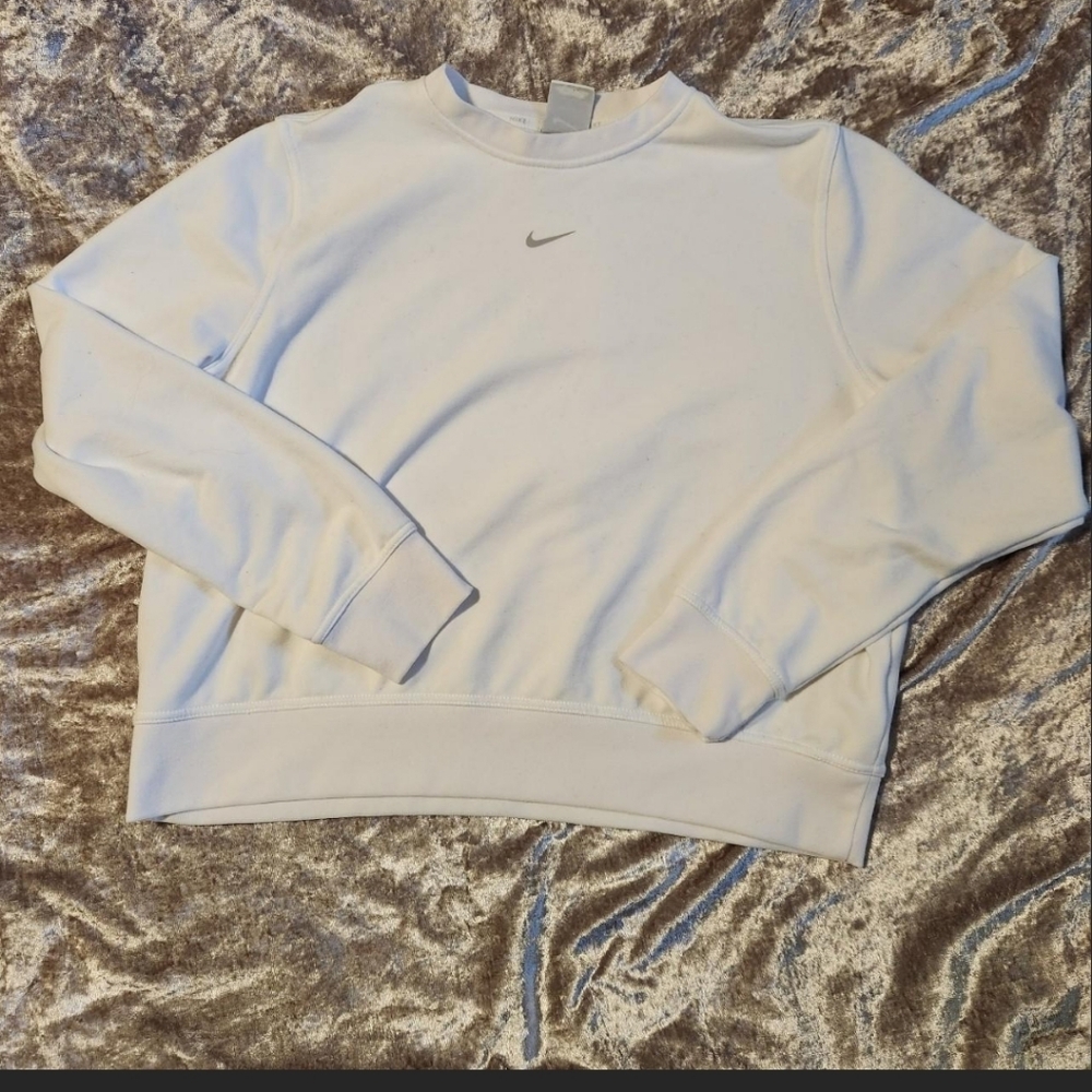 Nike Women's Classic White Crew Neck Sweater